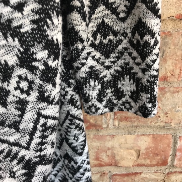 {H&M DIVIDED} Geometric Aztec Tribal Long Cardigan - Picture 3 of 11